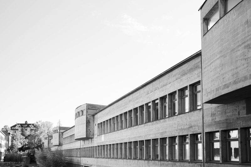 Institutsgebaeude1