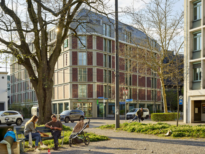 Hotel Aussenbild Eigerplatz